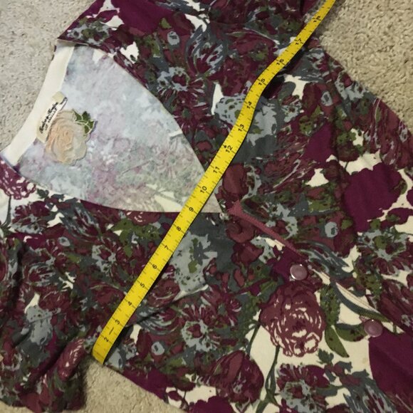 Twelve By Twelve Long Button Down Floral Cardigan With Puff Sleeves - Picture 9 of 13